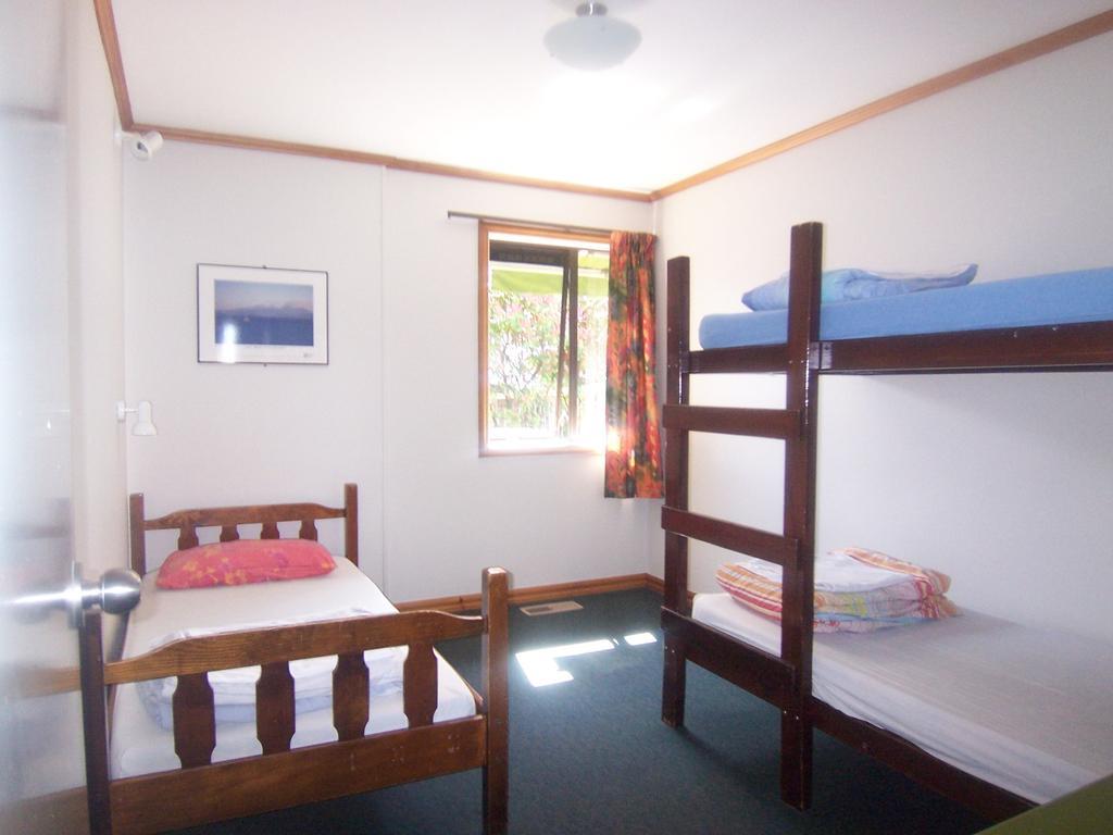 Rainbow Lodge Backpackers Taupo Room photo